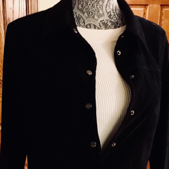 Black Suede Contrast stitching, Must Have In your Basics Closet - Picture 3 of 16